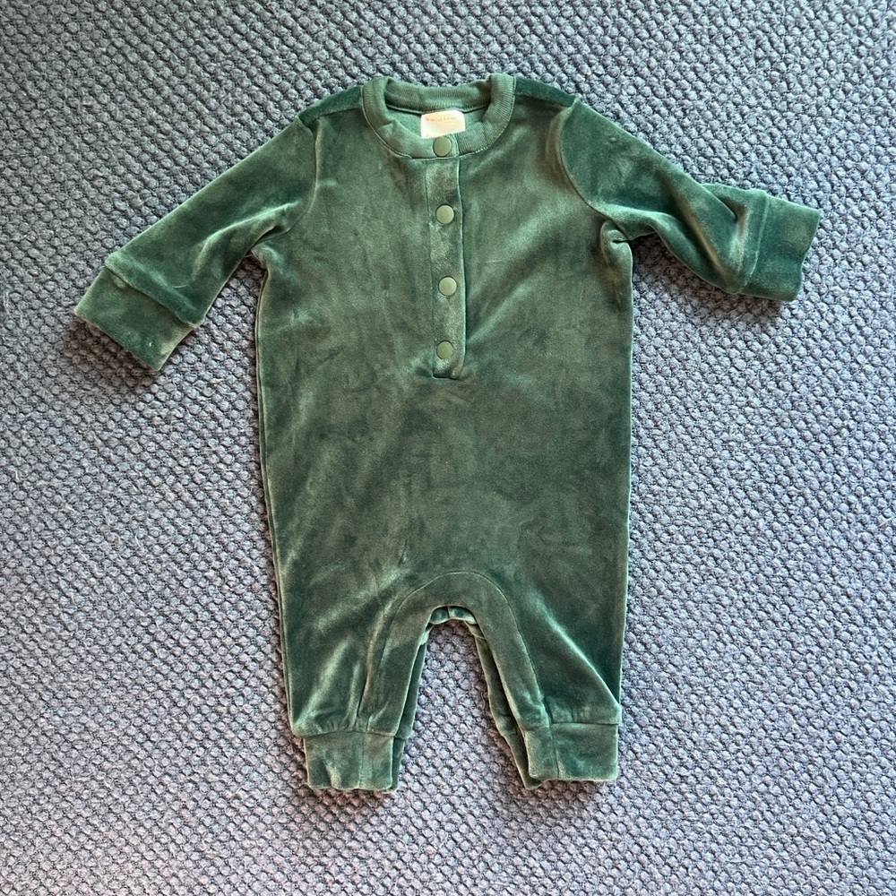 Hanna Andersson Velour Holiday One Piece